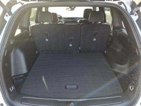 Used 2024 Jeep Grand Cherokee Limited w/ Trailer Tow Package image 20