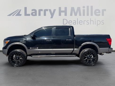 Used 2017 Nissan Titan Platinum Reserve AWD/4WD image 2