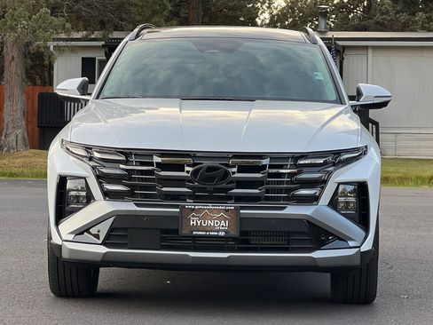 Certified 2025 Hyundai Tucson Limited image 10