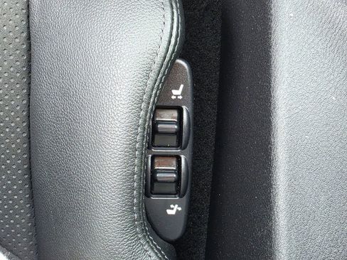 Used 2024 Nissan Z Performance w/ Floor Mat Package RWD image 13