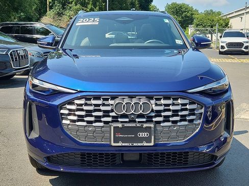 Used 2025 Audi Q5 Premium w/ Convenience Package AWD/4WD image 8