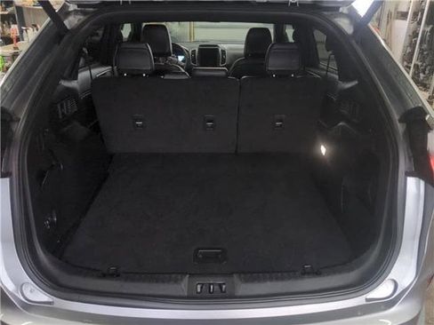 Certified 2024 Ford Edge ST-Line image 16