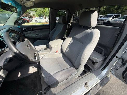 Used 2005 Toyota Tacoma PreRunner RWD image 41