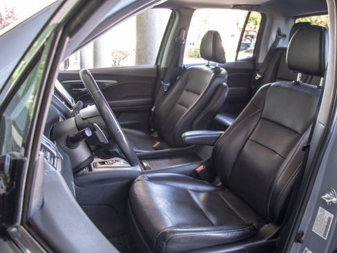 Used 2022 Honda Ridgeline RTL-E image 10