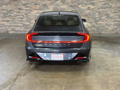 Used 2021 Hyundai Sonata Limited w/ Winter Weather Package FWD image 8