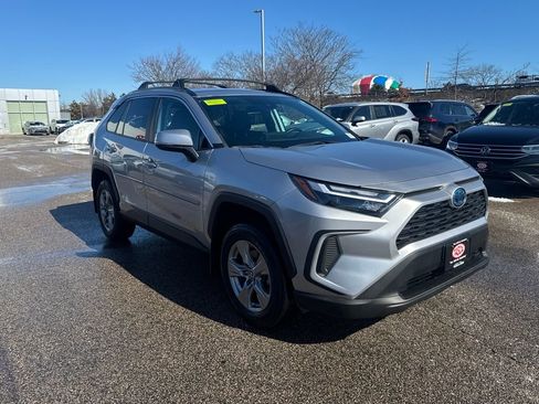 Used 2023 Toyota RAV4 XLE w/ XLE Grade Weather Package image 9