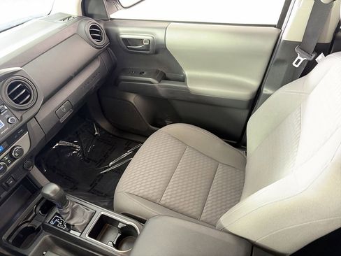 Used 2023 Toyota Tacoma SR AWD/4WD image 21