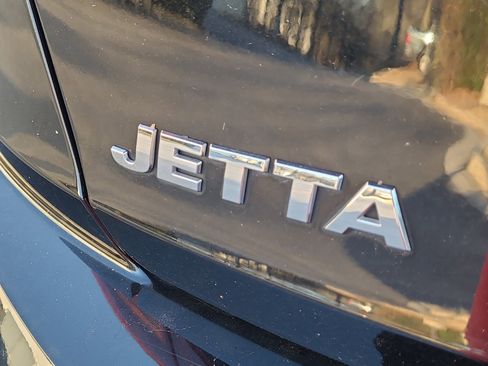 Used 2019 Volkswagen Jetta S image 11