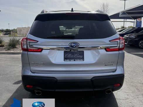Used 2025 Subaru Ascent Touring w/ Popular Package #2 AWD/4WD image 6