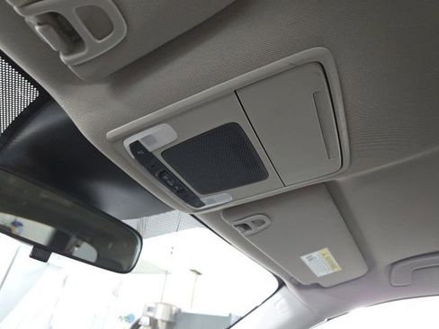 Used 2023 Honda Pilot LX image 32