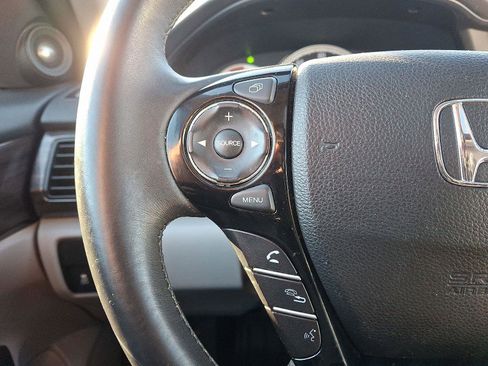 Used 2016 Honda Accord EX-L image 22