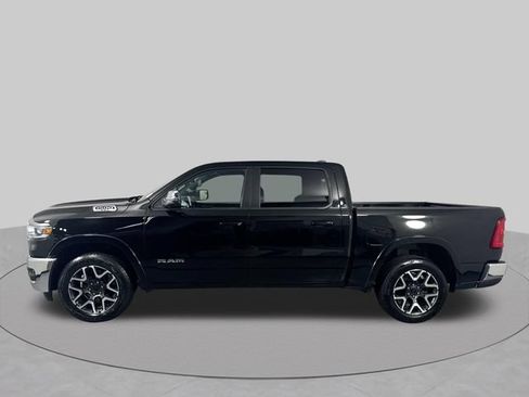 Used 2025 RAM 1500 Laramie AWD/4WD image 29
