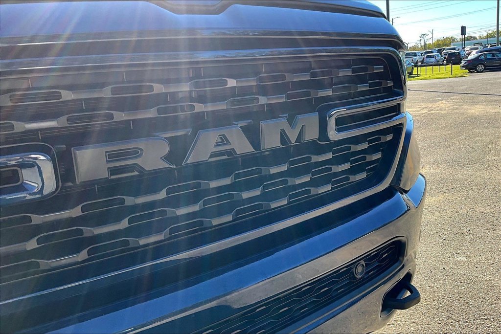 Used 2022 RAM 1500 Big Horn AWD/4WD image 36