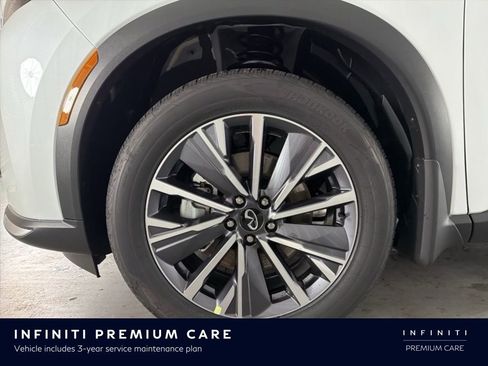 New 2026 INFINITI QX60 Luxe image 7