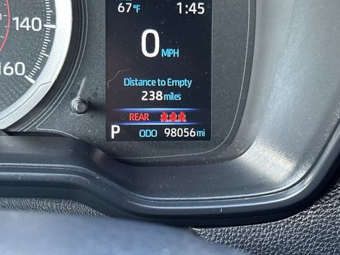 Used 2022 Toyota Corolla SE w/ Carpet Mat Package (TMS) image 23