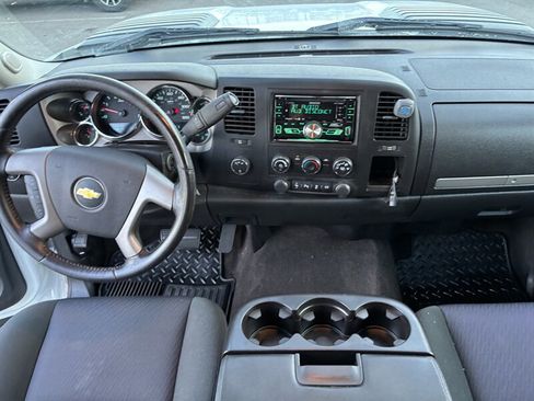 Used 2013 Chevrolet Silverado 2500 LT w/ Convenience Package image 24