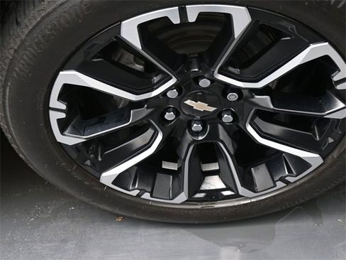 Used 2023 Chevrolet Tahoe LT w/ Luxury Package image 31