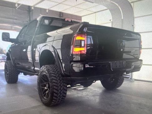 Used 2023 RAM 2500 Limited AWD/4WD image 13