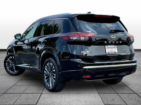 Certified 2026 Nissan Rogue Platinum w/ Platinum Premium Package AWD/4WD image 5