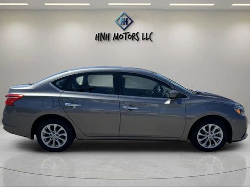 Used 2019 Nissan Sentra SV image 6