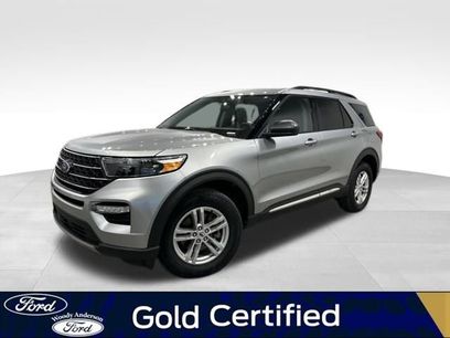 Certified 2023 Ford Explorer XLT w/ Equipment Group 202A