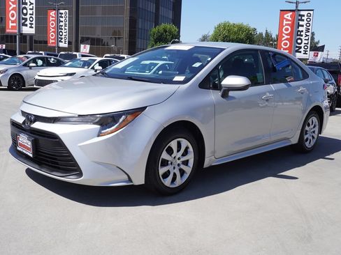 Certified 2024 Toyota Corolla LE FWD image 4