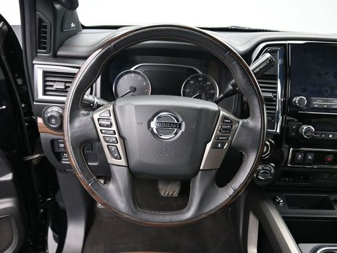 Used 2020 Nissan Titan Platinum Reserve image 19