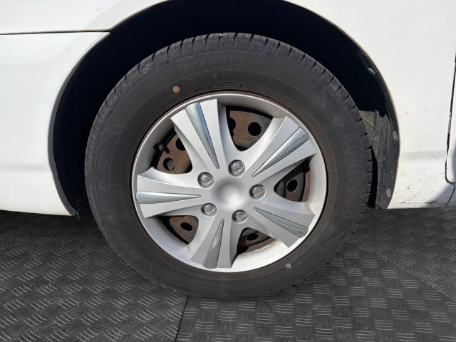 Used 2005 Toyota Corolla CE FWD image 9