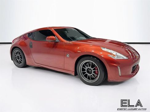 Used 2013 Nissan 370Z Coupe RWD image 39
