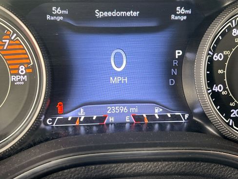 Used 2022 Jeep Cherokee Limited image 11