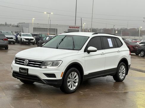 Used 2019 Volkswagen Tiguan S w/ Driver Assistance Package image 3