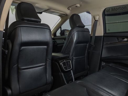 Used 2022 Lincoln Nautilus Standard image 41