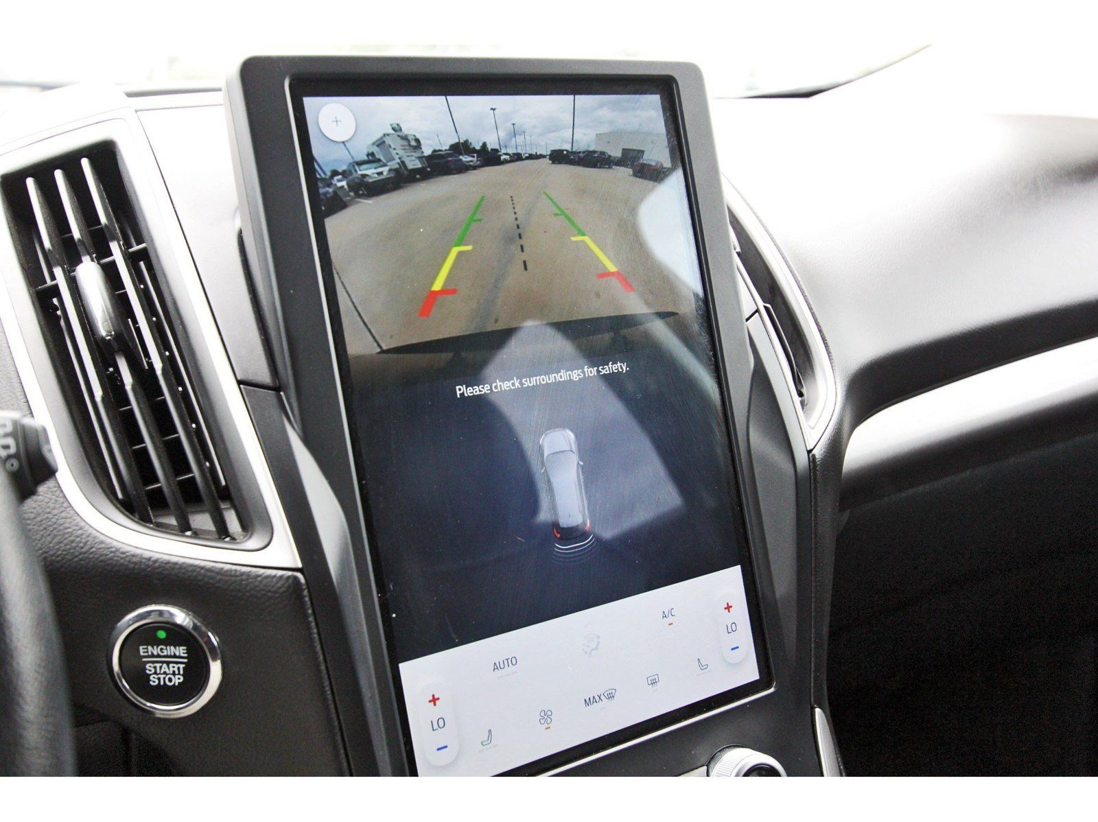 Used 2024 Ford Edge SEL AWD/4WD image 28