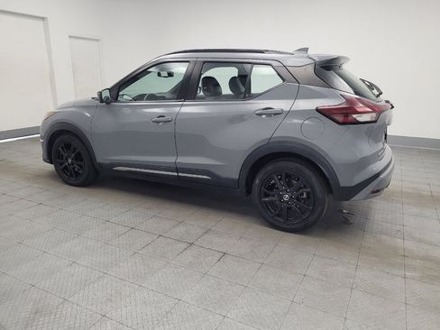 Used 2021 Nissan Kicks SR FWD image 3