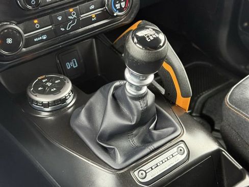 Used 2021 Ford Bronco Badlands image 21