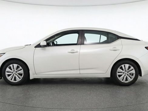 Used 2025 Nissan Sentra S FWD image 5