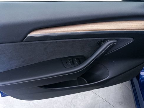 Used 2023 Tesla Model 3 Standard Range RWD image 16