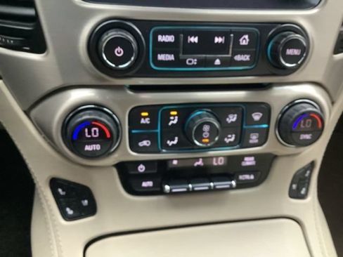 Used 2019 GMC Yukon Denali AWD/4WD image 25