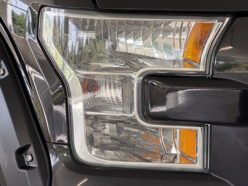 Used 2015 Ford F150 XLT AWD/4WD image 10