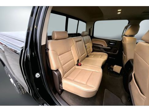 Used 2017 GMC Sierra 3500 Denali w/ Duramax Plus Package image 26