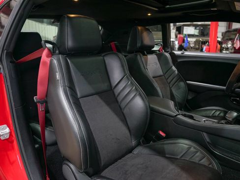 Used 2021 Dodge Challenger SRT Hellcat Redeye image 38