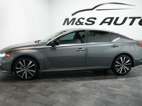 Used 2021 Nissan Altima 2.5 SR FWD image 3