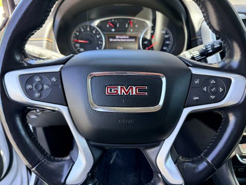 Used 2020 GMC Terrain SLE w/ Driver Convenience Package AWD/4WD image 12