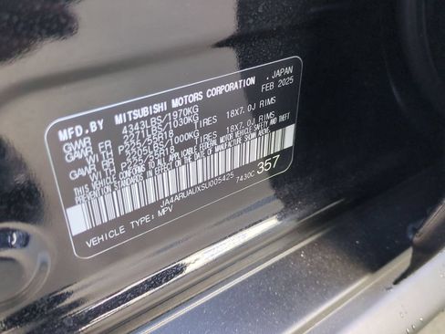Used 2025 Mitsubishi Outlander Sport SE AWD/4WD image 35
