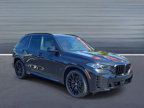 New 2026 BMW X5 M60i AWD/4WD image 2