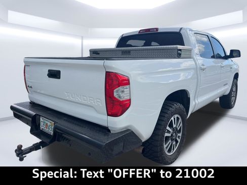 Used 2018 Toyota Tundra SR5 w/ SR5 Upgrade Package AWD/4WD image 2