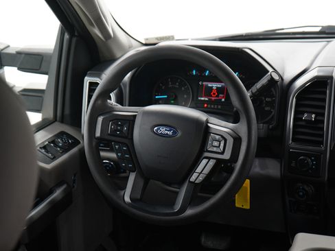 Used 2019 Ford F150 XLT w/ Max Trailer Tow Package AWD/4WD image 16