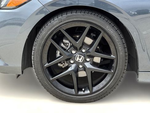 Used 2024 Honda Civic Sport image 12
