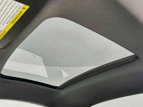 Certified 2024 Porsche 911 Carrera GTS RWD image 23