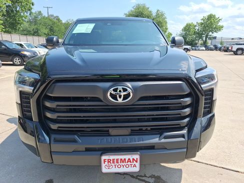 Used 2026 Toyota Tundra SR AWD/4WD image 9